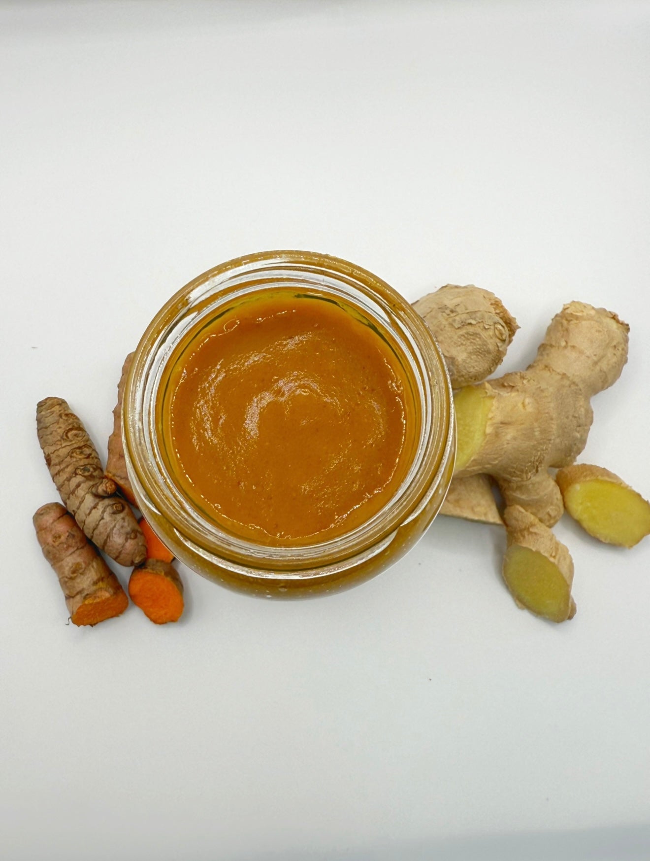 Wildcrafted Sea Moss with Ginger and Tumeric view from above